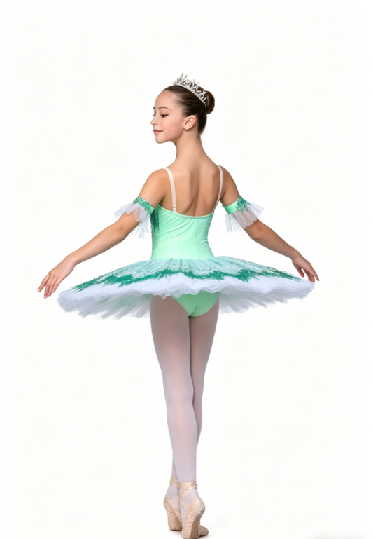 Apple Green & White